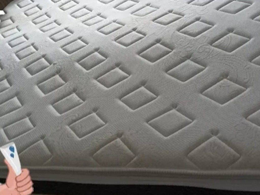 Colchão higienizado pela CB Clean, com aspecto limpo e renovado